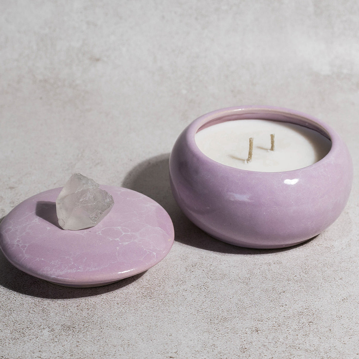 vela-aromatica-lavanda-decoracion-con-cuarzo