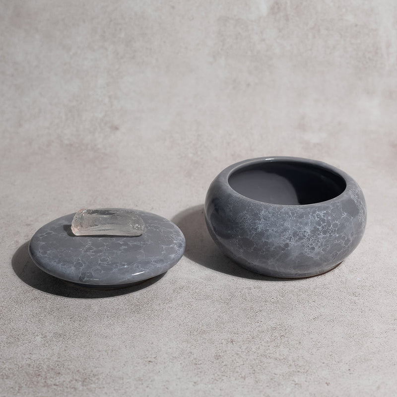 alhajero-vela-gris-decoracion-con-cuarzo