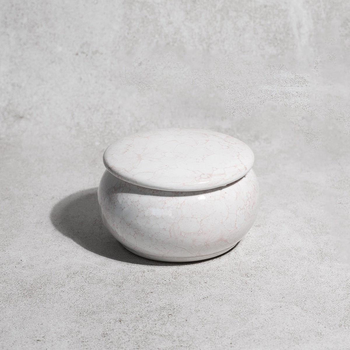 vela-aromatica-blanco-marmoleado-decoracion